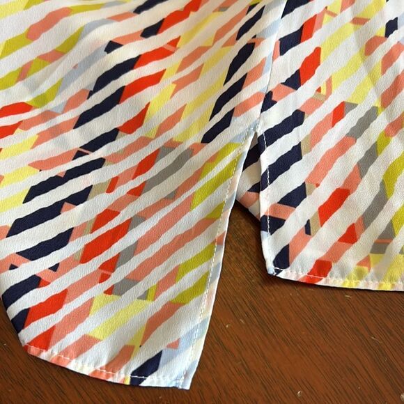 BCBGeneration orange yellow line pattern short cuffed sleeve blouse Size S - Picture 8 of 9